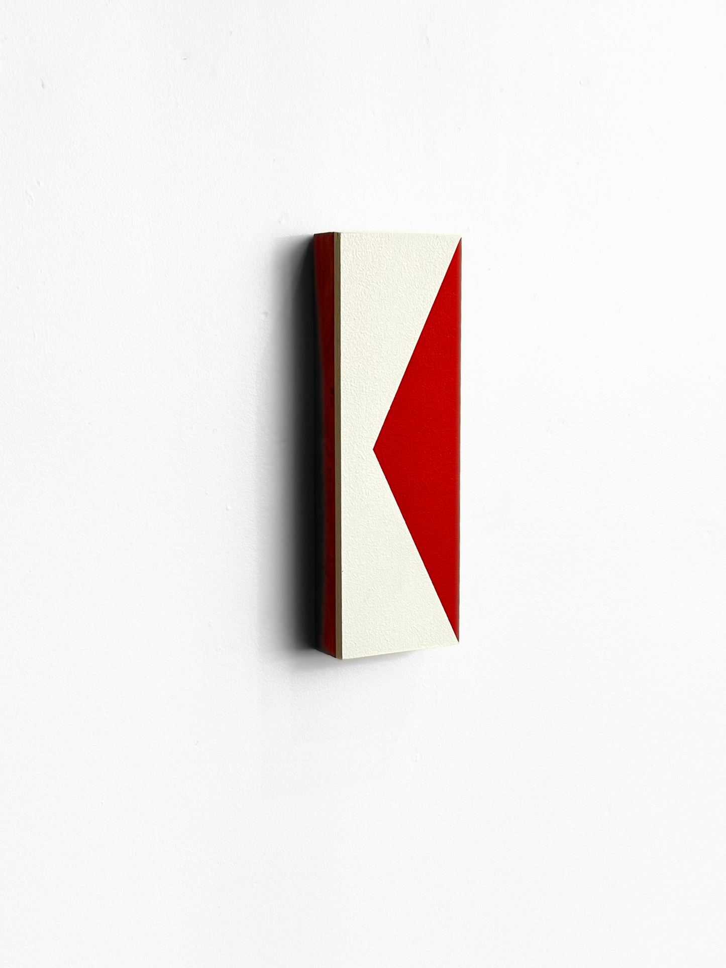 White/Red Triangle